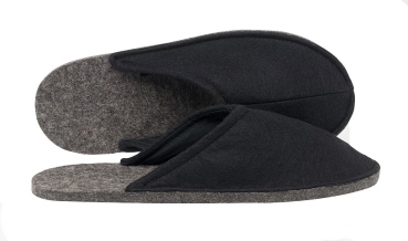 Felt slippers - black