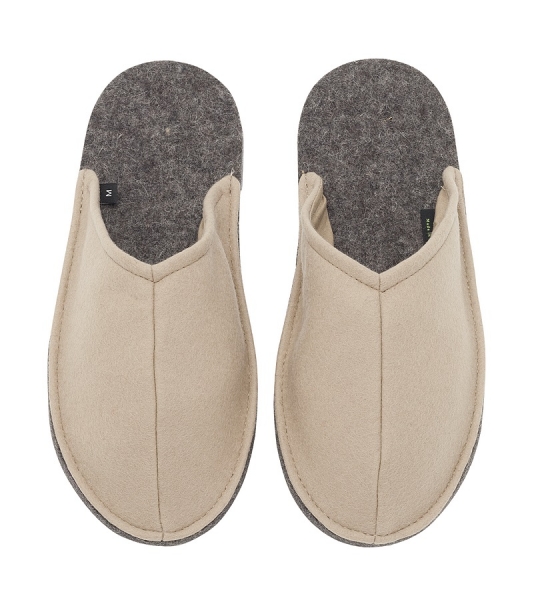 Felt slippers - caramel