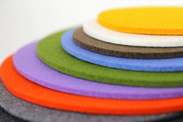 Wool felt round coasters - turquoise